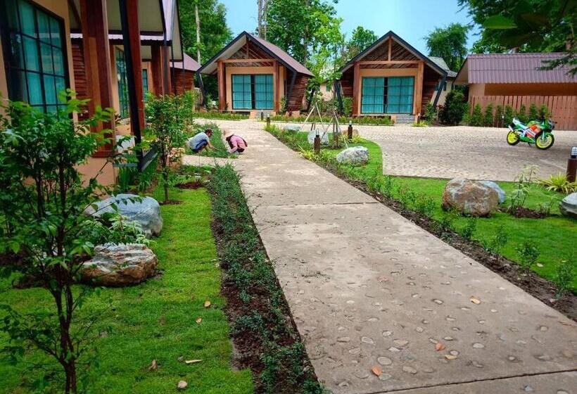 Aurora Resort Chiangdao