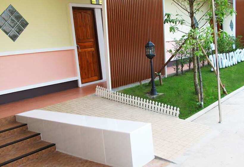 Baan Maesot Boutique Resort