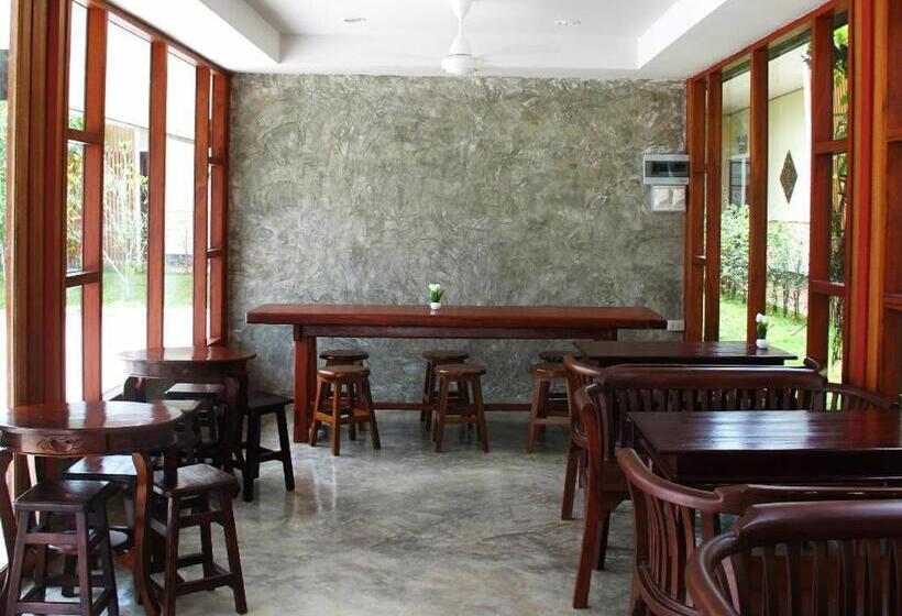 Baan Maesot Boutique Resort