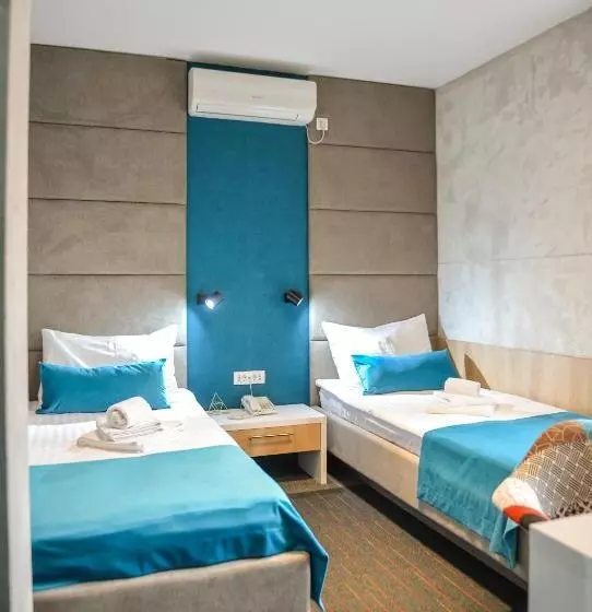 Garni Hotel King