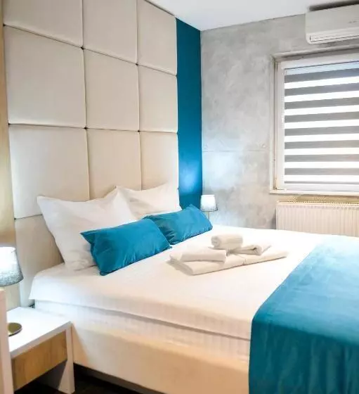 Garni Hotel King
