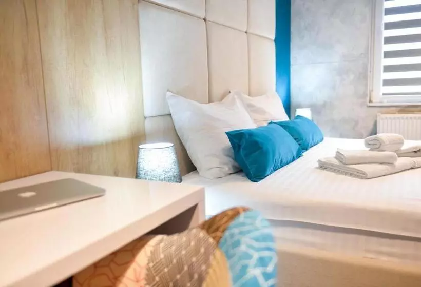 Garni Hotel King