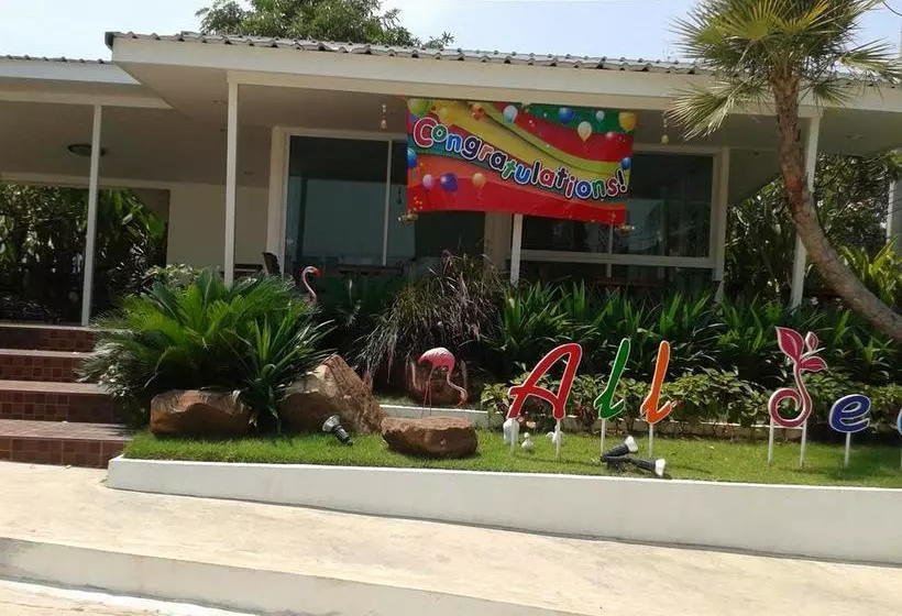 هتل All Seasons Residence