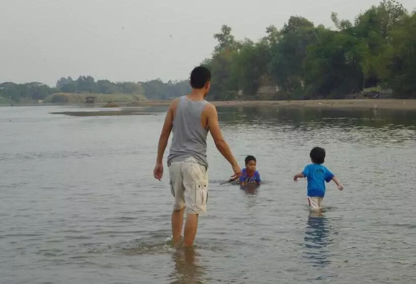 هتل Baan Din Baramee Resort