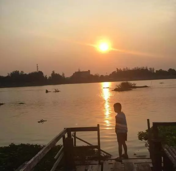 هتل Baan Din Baramee Resort
