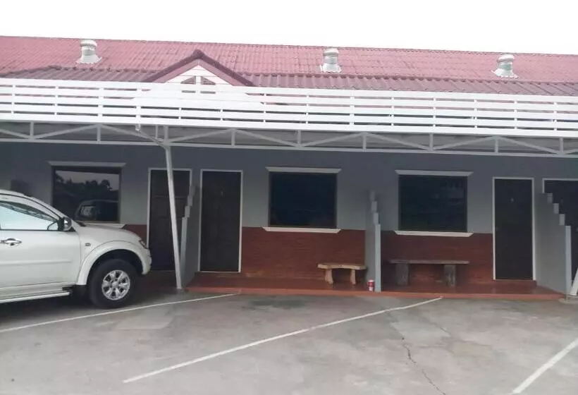 هتل Baan Din Baramee Resort
