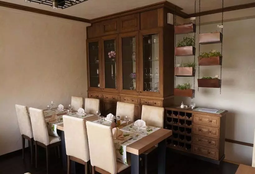 Garni Hotel Ema