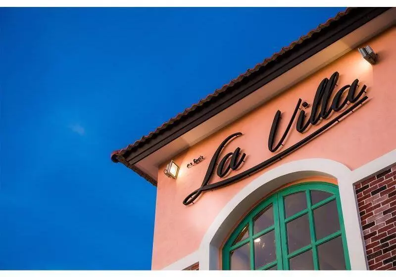 ホテル La Villa Boutique