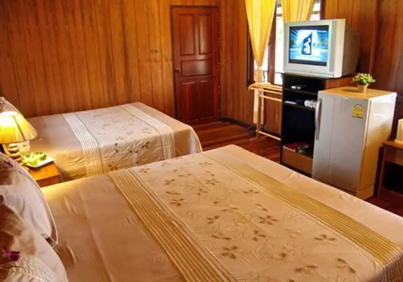 ホテル Phatawan Resort