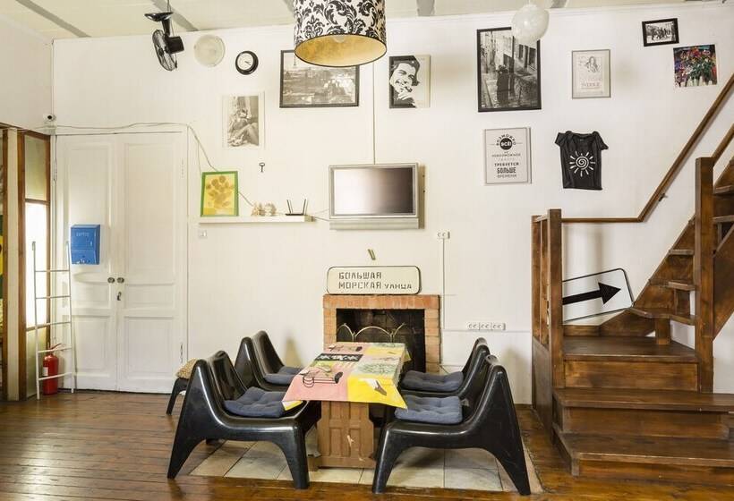 ホテル Mir Na Nevskom