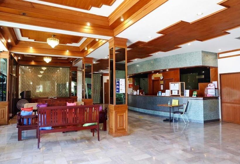 בית מלון כפרי Uthong