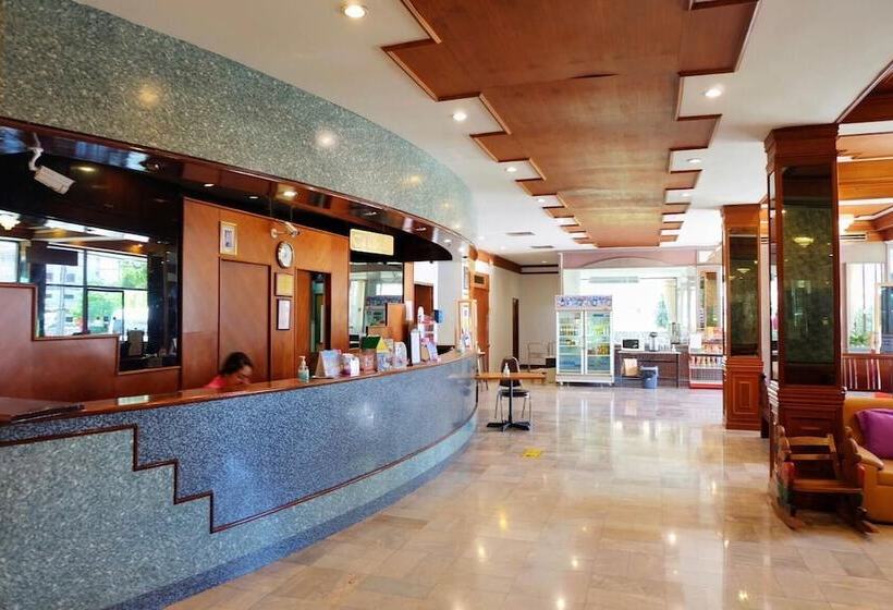 בית מלון כפרי Uthong