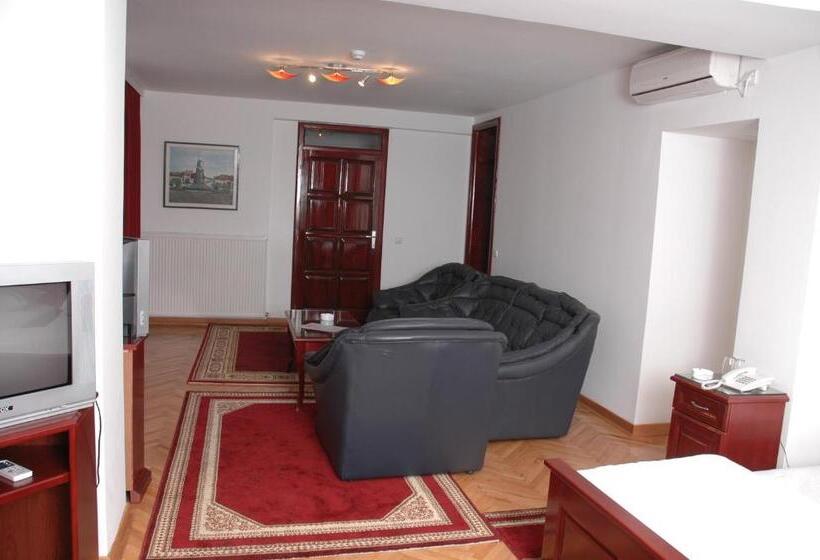 هتل Vila Lux Milikic