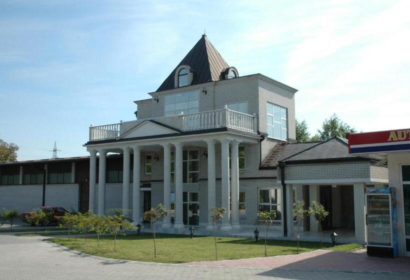 هتل Vila Lux Milikic