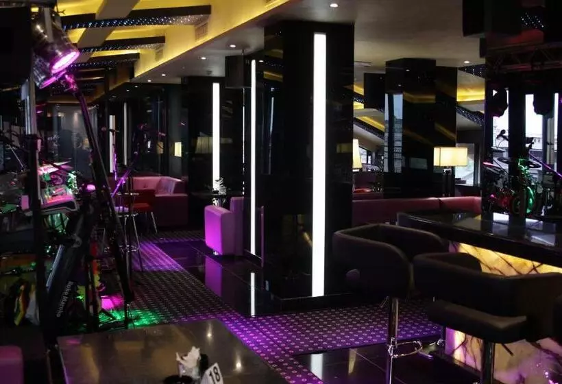 Orbis Design Hotel & Spa