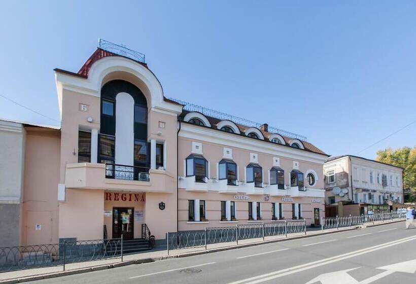 Regina Hotel On Universitetskaya
