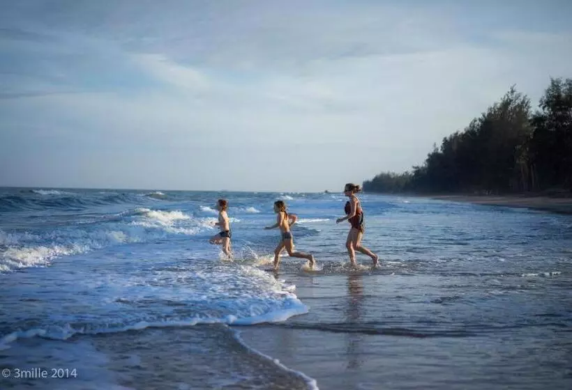 Lomakeskus Blue Beach Bungalow