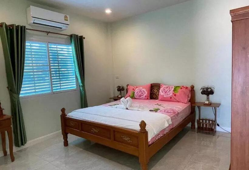 Lomakeskus Blue Beach Bungalow