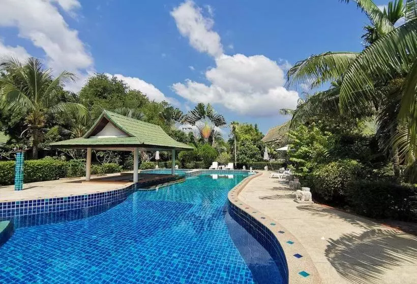 Tuna Resort