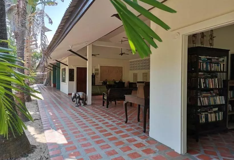 Tuna Resort