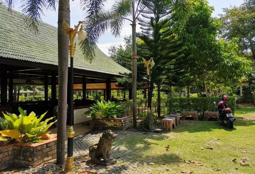 Tuna Resort