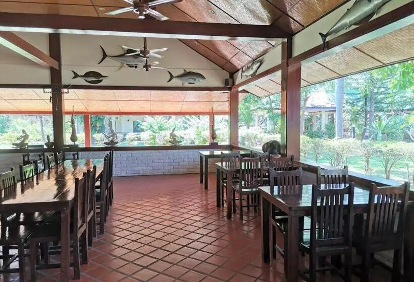 Tuna Resort
