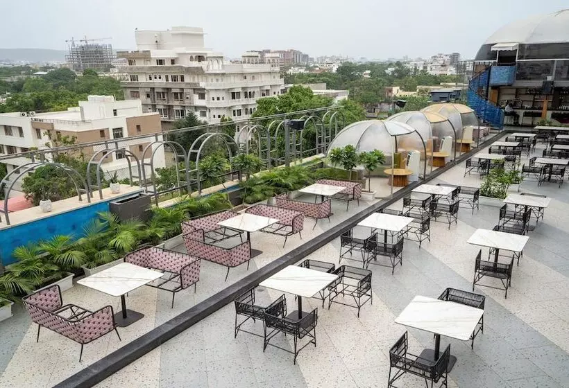 ホテル Treebo Premium Baramasi By Jai Club Prime