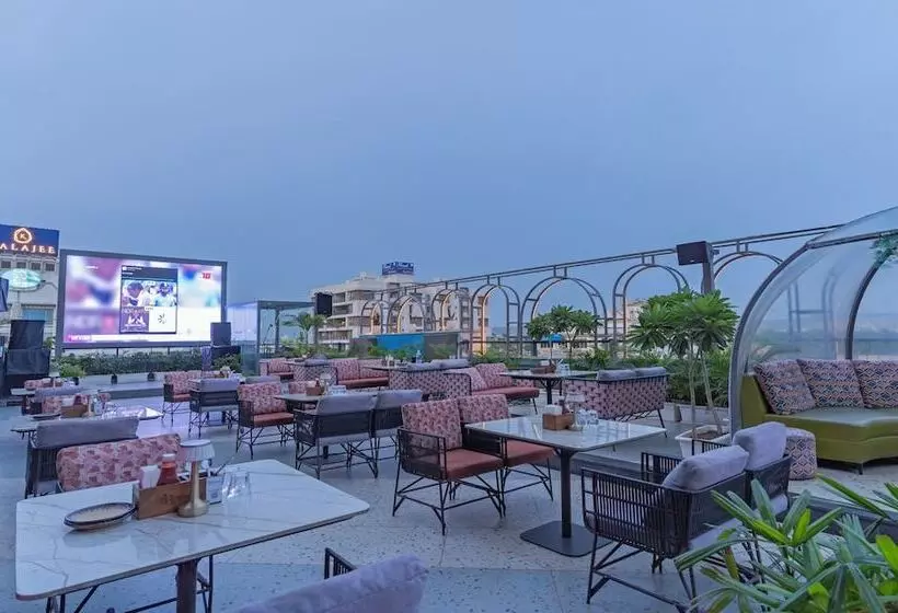 ホテル Treebo Premium Baramasi By Jai Club Prime