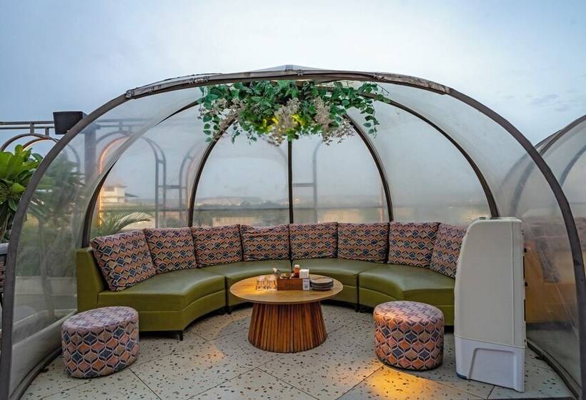 Hotel Treebo Premium Baramasi By Jai Club Prime