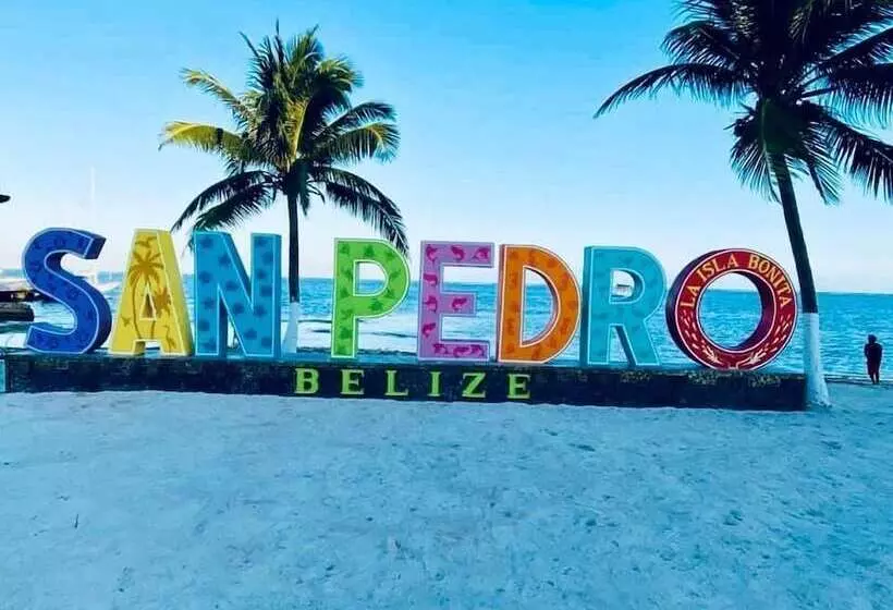 Hotelli Coastal Bay Suite