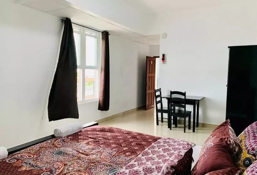 Hotelli Coastal Bay Suite