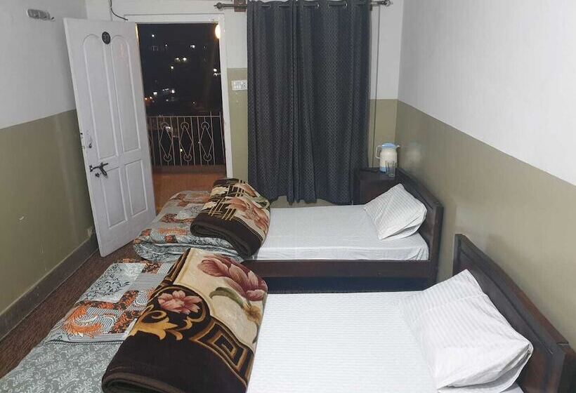 Shalimar Hotel Muzaffarabad