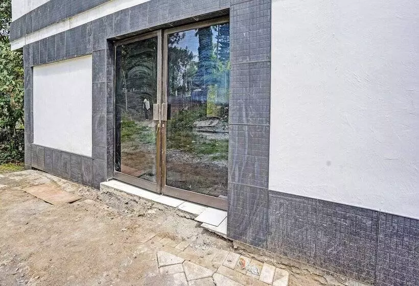 Hotelli Villa A1 By Oyo