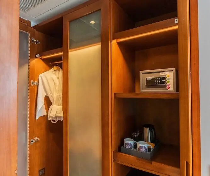 Hotel De Mandarin Goa