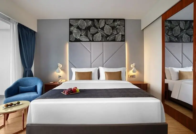 Hotel De Mandarin Goa