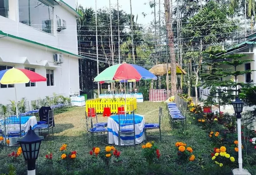 ホテル Jaldapara Forest Tourist Lodge