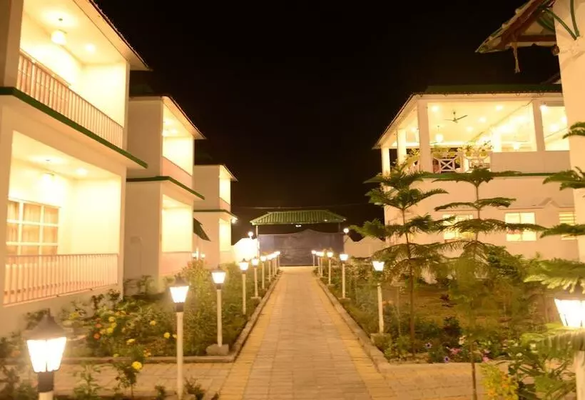 ホテル Jaldapara Forest Tourist Lodge