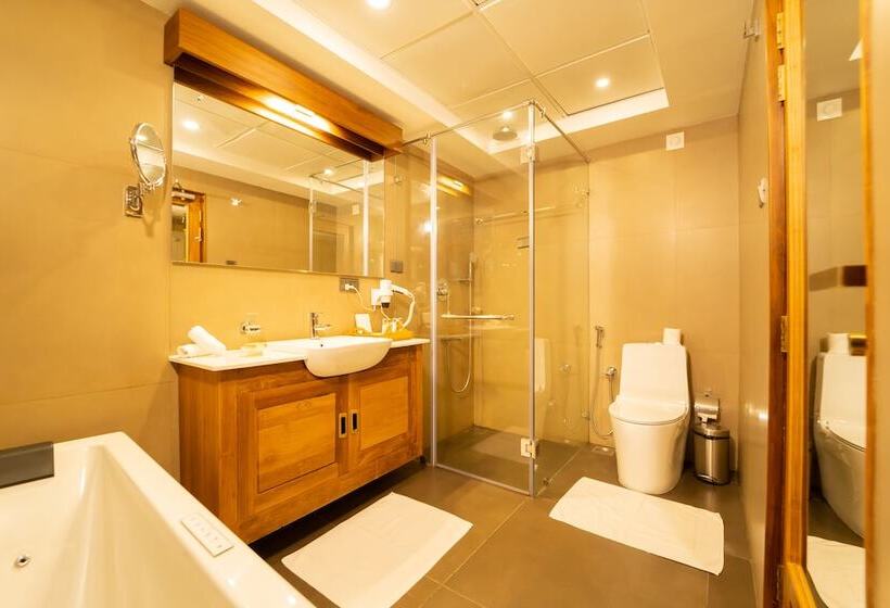 Hotel Chandys Drizzle Drops Munnar Top Station