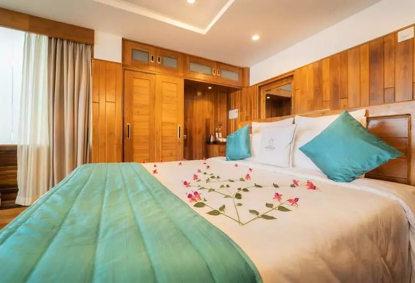 Hotelli Chandys Drizzle Drops Munnar Top Station