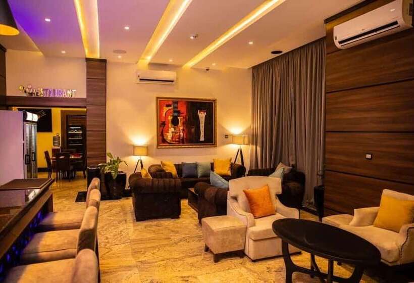 هتل Omedel Luxury