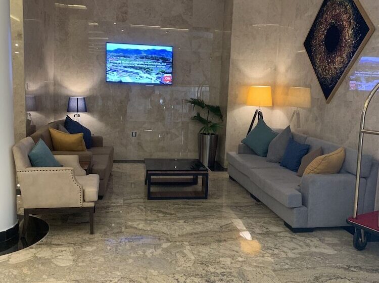 هتل Omedel Luxury