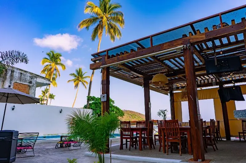 ホテル Santa Martha Bungalows
