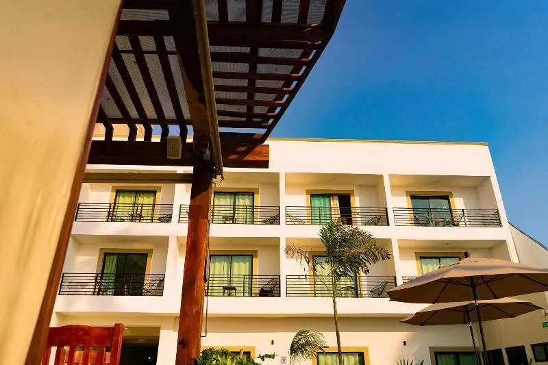 ホテル Santa Martha Bungalows