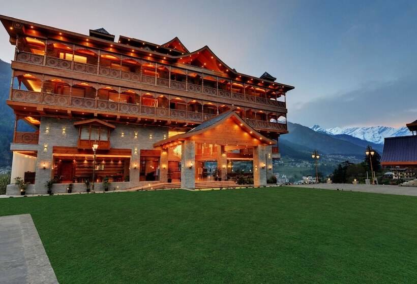 Tiaraa Hotels & Resorts   A Luxury Resort Manali