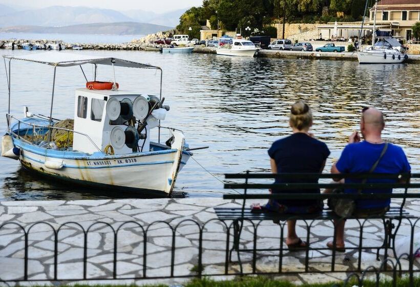 Eleni Family Apartments