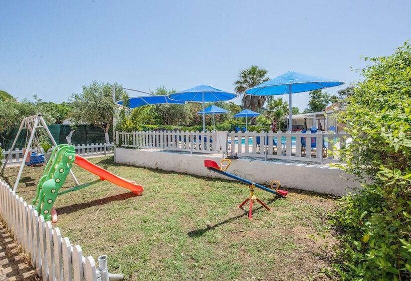 Eleni Family Apartments