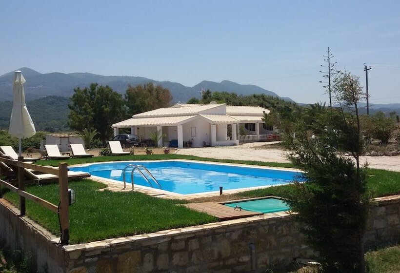 Elli Beach Apartments And Studios