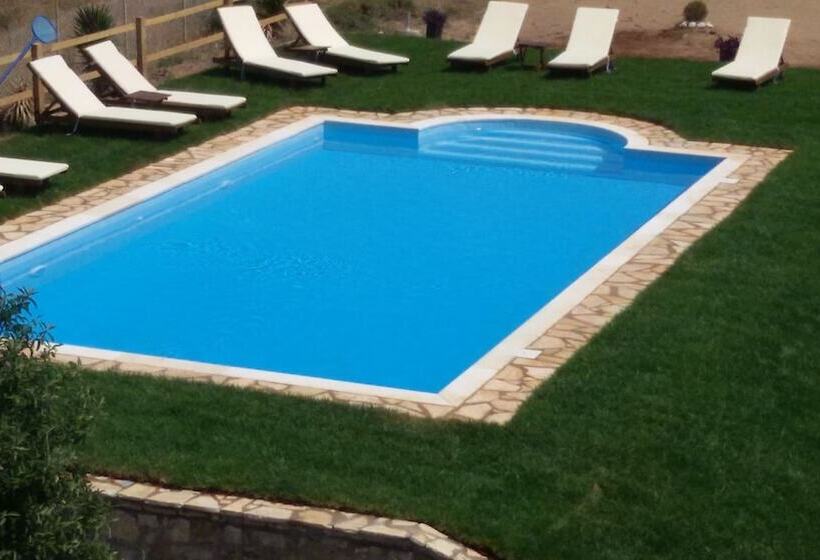 Elli Beach Apartments And Studios