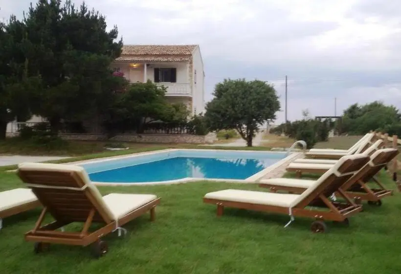 Elli Beach Apartments And Studios