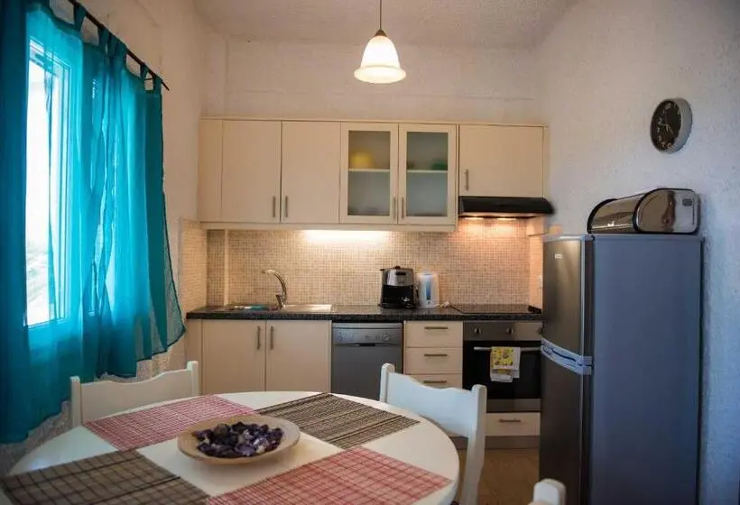 Elli Beach Apartments And Studios